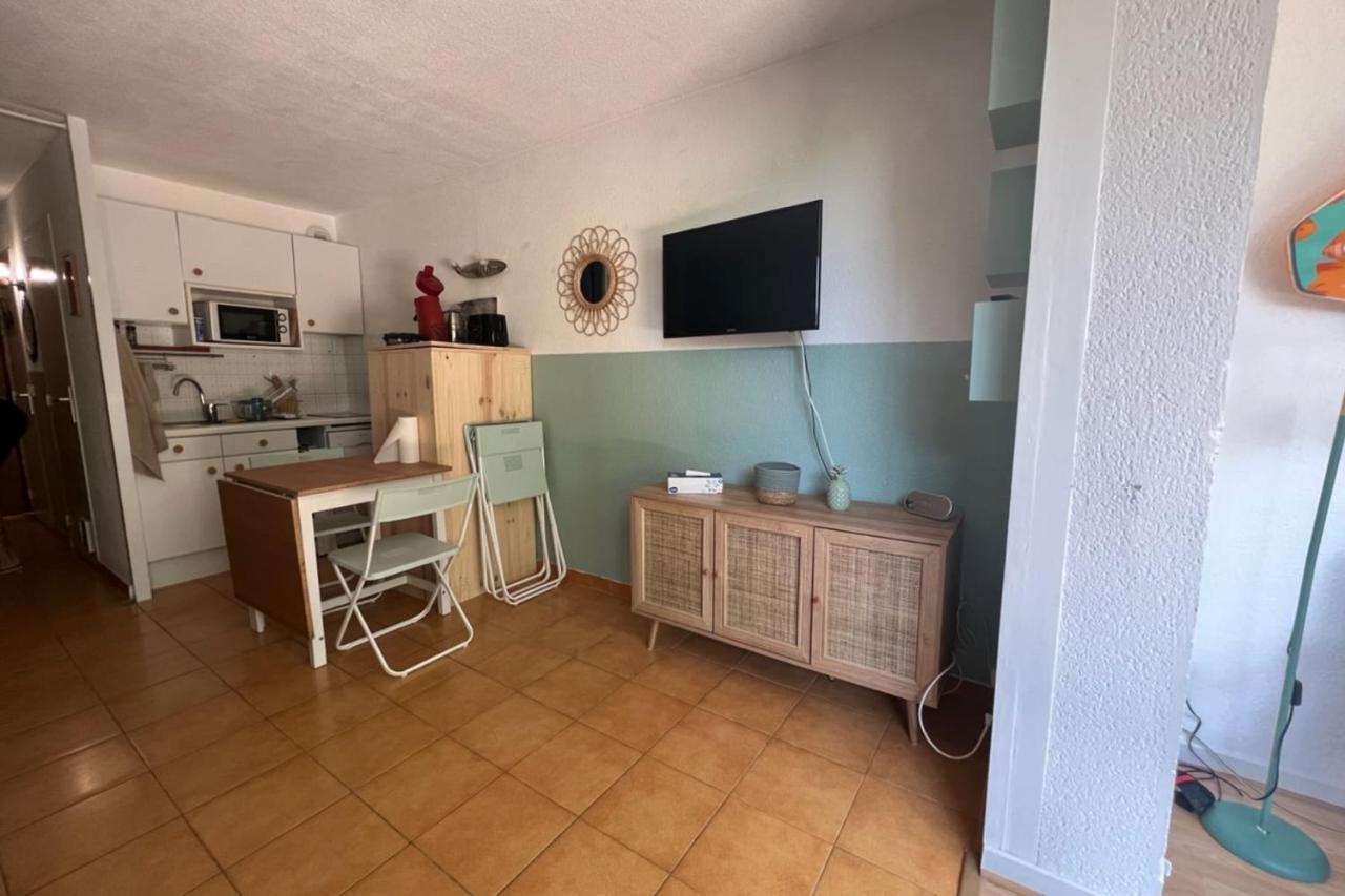 Apartment Le Tinhare - With Garden Near The Sea
